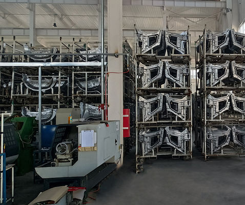718 Mould Life 200000-1000000 Shots Industrial Die Casting Molds for Aluminum Parts Customized Mold Solutions