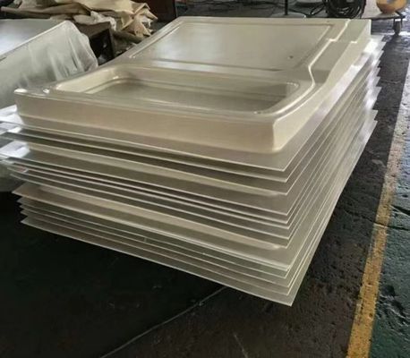 Custom Vacuum Forming Auto Spare Parts with 32 Years Experience and Good Impact Resistance